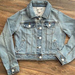 Cat and jack girls denim jean jacket size 7/8. EUC